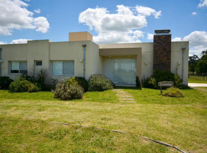 Casa · 150m² · 4 Ambientes · 2 Cocheras