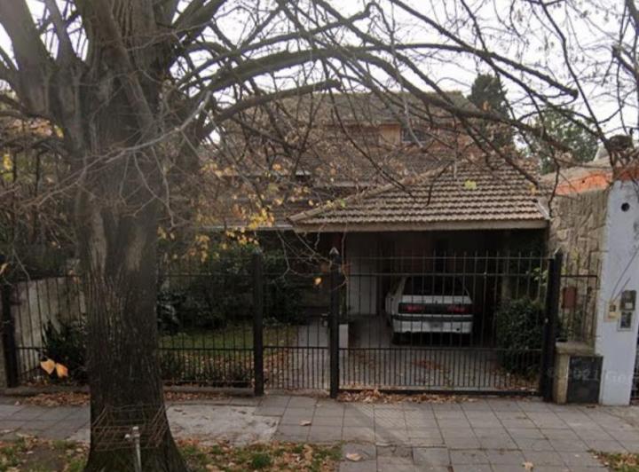 Casa · 180m² · 4 Ambientes · 1 Cochera
