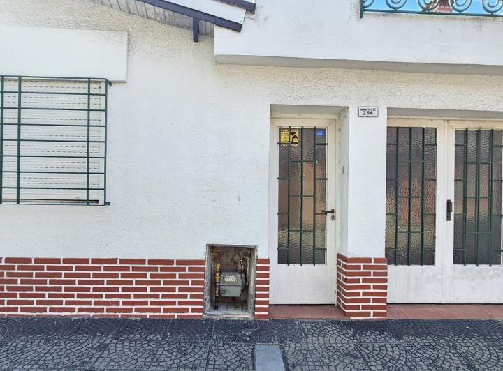 Casa · 97m² · 3 Ambientes · 1 Cochera
