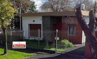 Casa · 140m² · 6 Ambientes · 1 Cochera