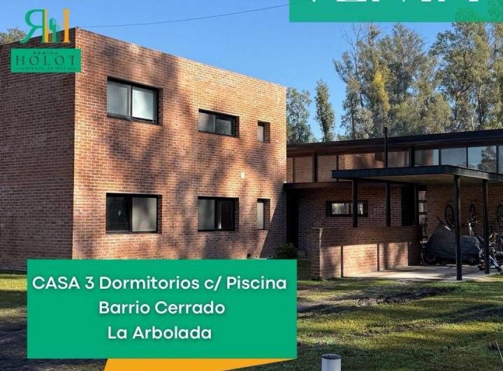 Casa · 52m² · 5 Ambientes · 1 Cochera