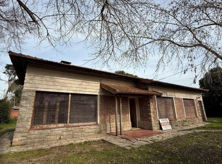 Casa · 130m² · 6 Ambientes · 1 Cochera