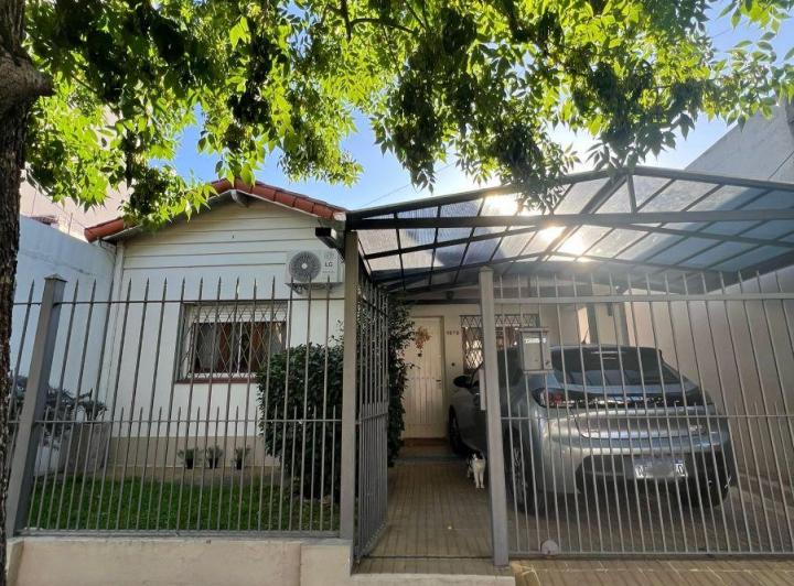 Casa · 70m² · 3 Ambientes · 1 Cochera