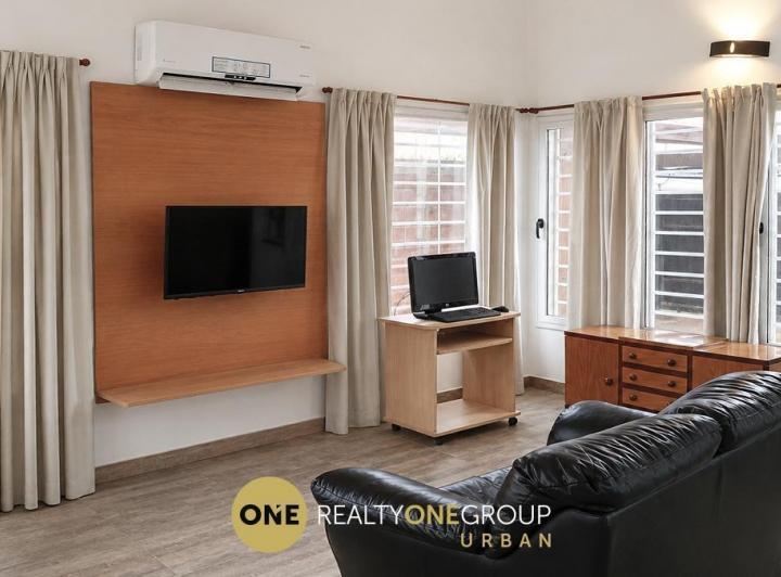 Casa · 93m² · 4 Ambientes · 2 Cocheras
