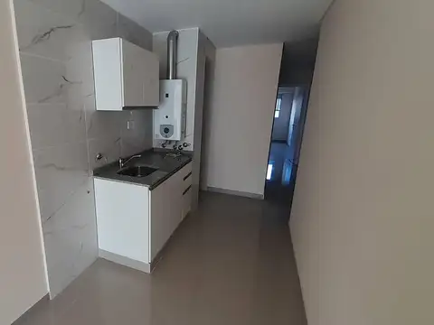 Venta: departamento 1 dormitorio al frente con balcón. martin-rosario.