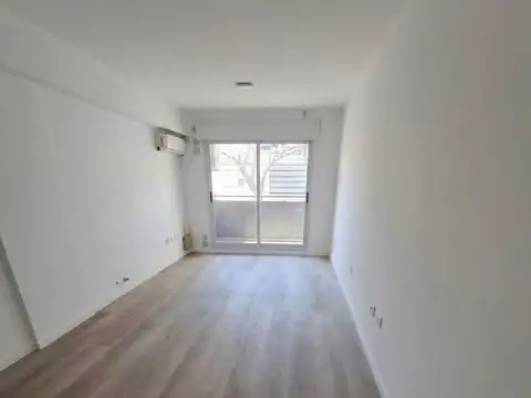 Venta - departamento 2 dormitorios c/ cochera en abasto, rosario