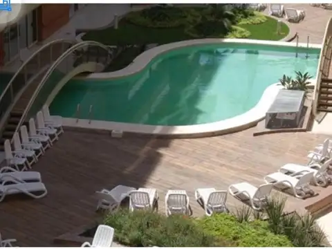 Disponible 3amb con piscina
