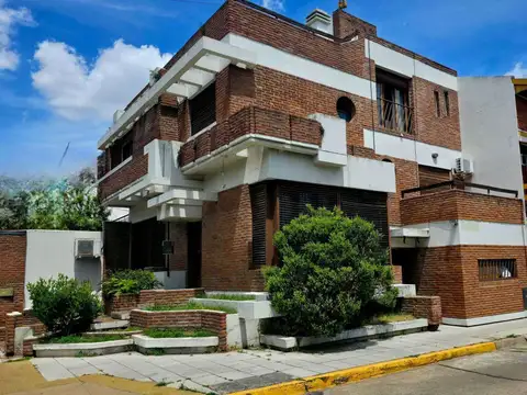 Venta de casa 4 ambientes en velez sarfield
