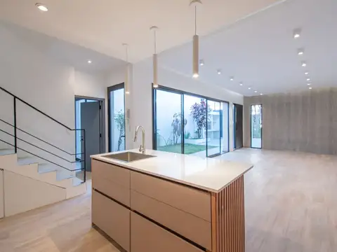 Casa 4 ambientes venta villa gral. mitre jardín