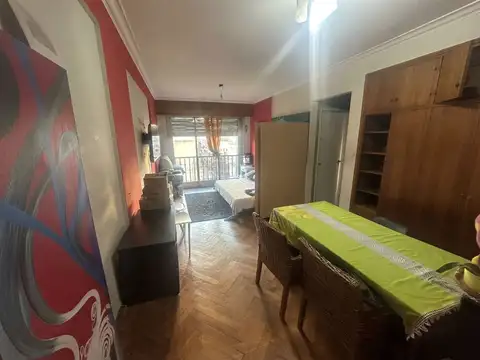 Venta depto 2 ambientes con balcon - constitución