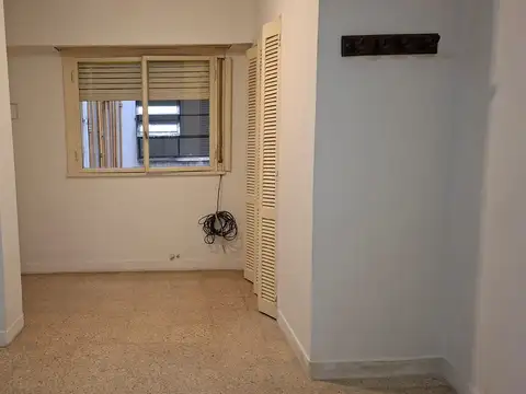 Venta 1 ambiente, bajas expensas  balvanera, zona facultad. -