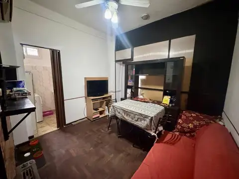 Venta monoambiente con división en barracas