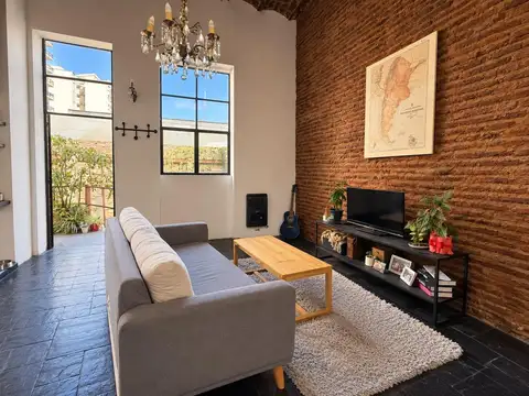 Increible loft reciclado de 53m2 - venezuela 2700 - balvanera
