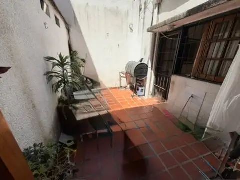 Ph venta villa luro 4 ambientes patio terraza