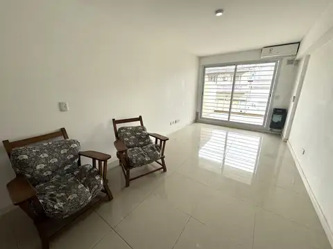 Alquiler departamento monoambiente en agronomía