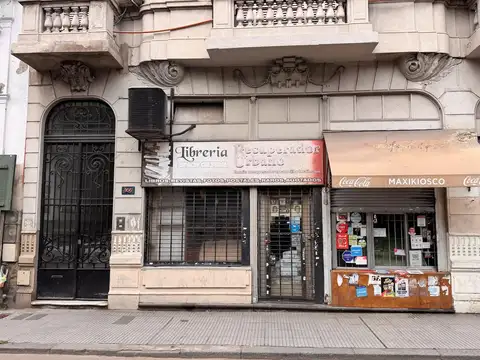 Local a la calle en venta en san telmo