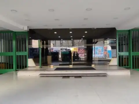 Alquiler de dos ambientes en el centro muy luminoso
