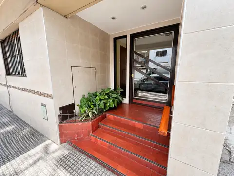 Depto 2 ambientes en alquiler con excelente ubicación - a metros del parque centenario