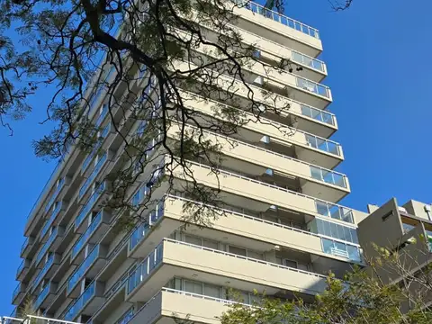 Excelente departamento de 2 ambientes con balcón - cochera opcional