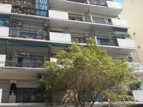 Alquiler departamento de 3 ambientes con balcón y lavadero