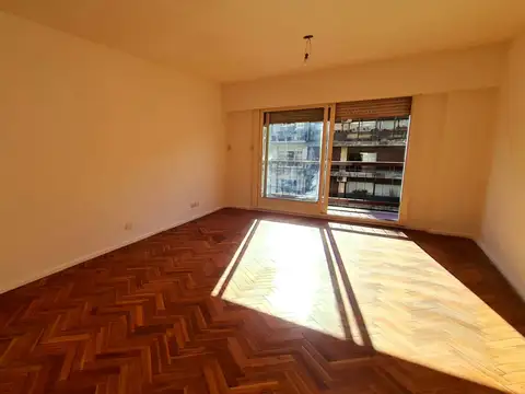 Av las heras 1900 piso 13° - dto. 3 amb. con balcón