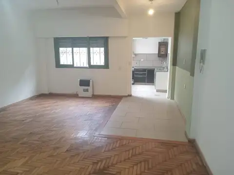 Departamento 3 ambientes en alquiler en flores
