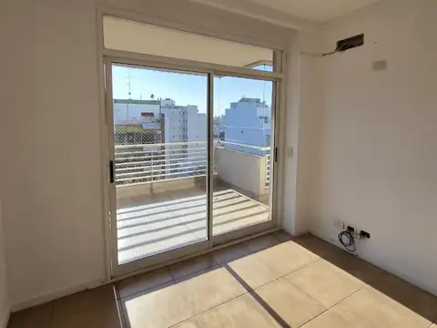 Impecable departamento 3 ambientes en alquiler. piso 9 y muy luminoso!