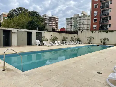 Departamento de 4 ambientes con piscina-s.u.m.-parrilla -jardin y cochera en el "icono acoyte"