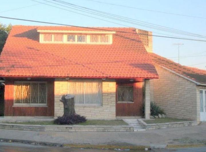 Casa · 182m² · 5 Ambientes