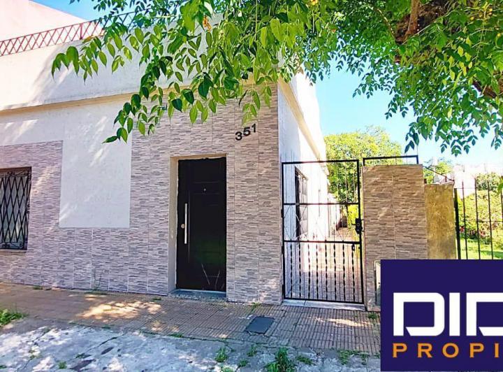 Casa · 180m² · 5 Ambientes