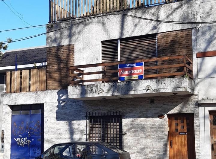Casa · 224m² · 5 Ambientes · 3 Cocheras