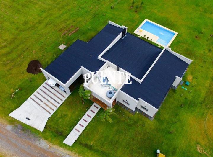 Casa · 3000m² · 6 Ambientes