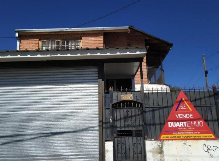 Casa · 160m² · 5 Ambientes · 1 Cochera