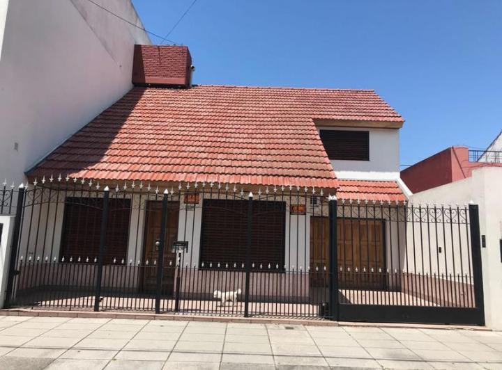 Casa · 289m² · 4 Dormitorios