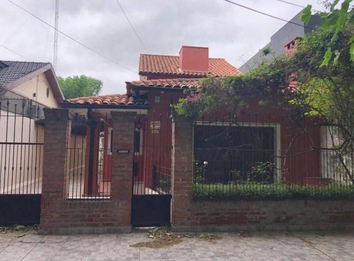 Casa · 310m² · 5 Ambientes