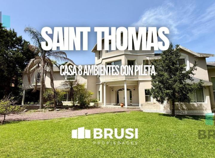 Casa · 666m² · 8 Ambientes · 2 Cocheras