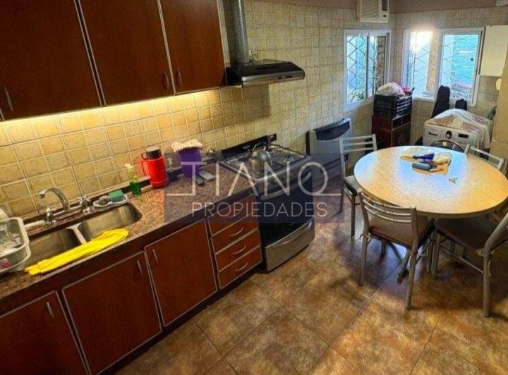 Casa · 112m² · 5 Ambientes