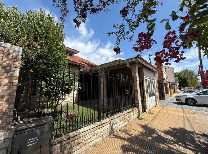 Casa · 329m² · 7 Ambientes