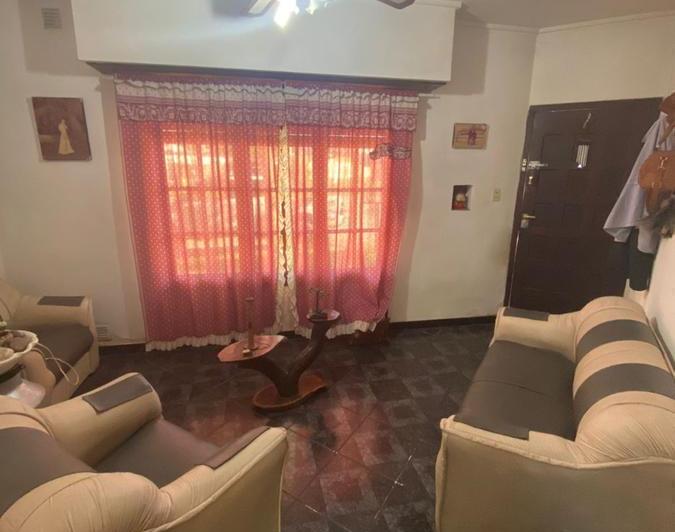 Casa · 120m² · 5 Ambientes