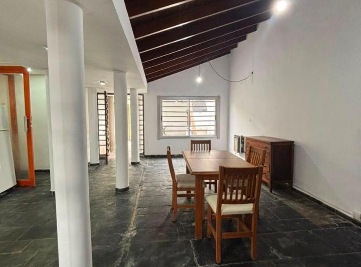 Casa · 130m² · 6 Ambientes