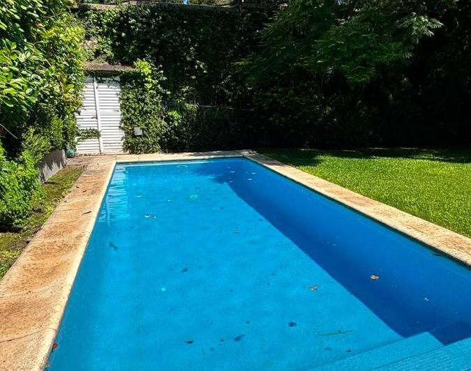Casa · 365m² · 5 Ambientes · 2 Cocheras