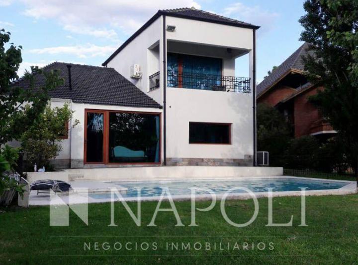 Casa · 290m² · 6 Ambientes