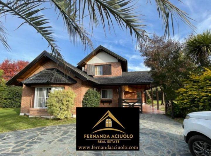 Casa · 185m² · 5 Ambientes