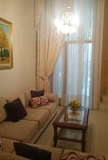 Casa · 350m² · 5 Ambientes · 1 Cochera