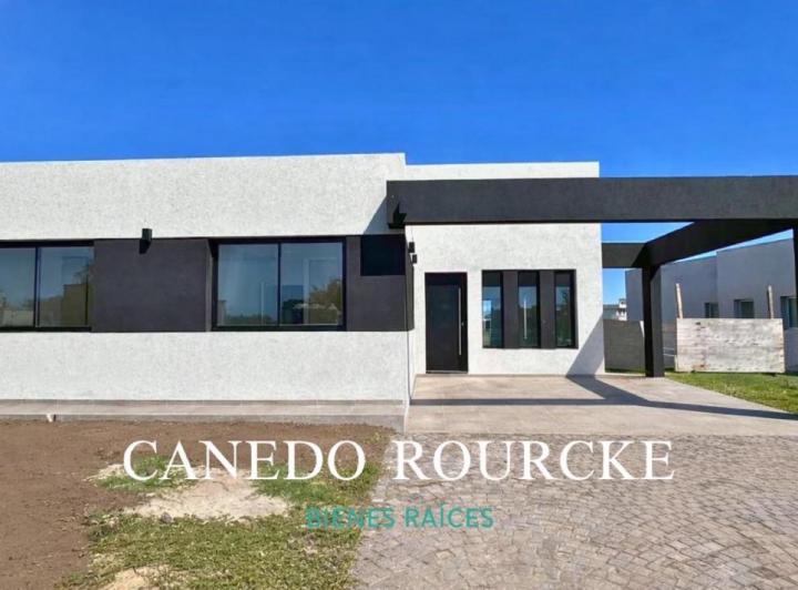 Casa · 605m² · 4 Dormitorios