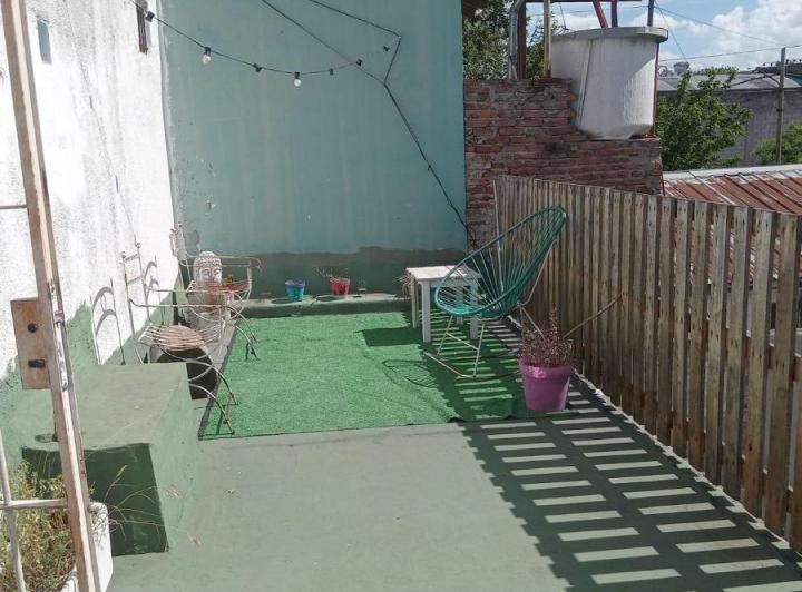 Casa · 1m² · 5 Ambientes