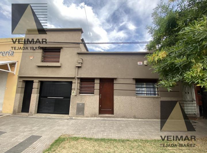 Casa · 164m² · 6 Ambientes · 1 Cochera