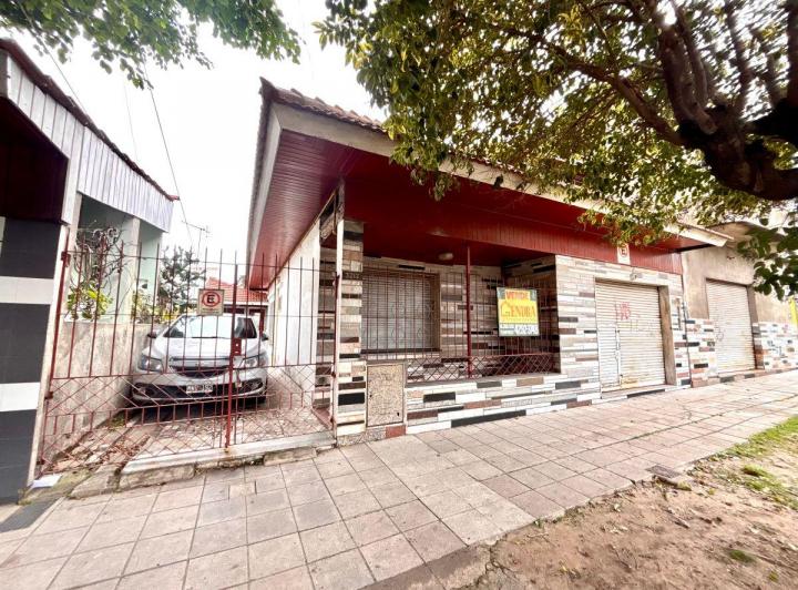Casa · 15m² · 5 Ambientes · 2 Cocheras