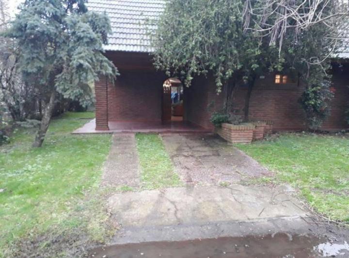 Casa · 200m² · 5 Ambientes