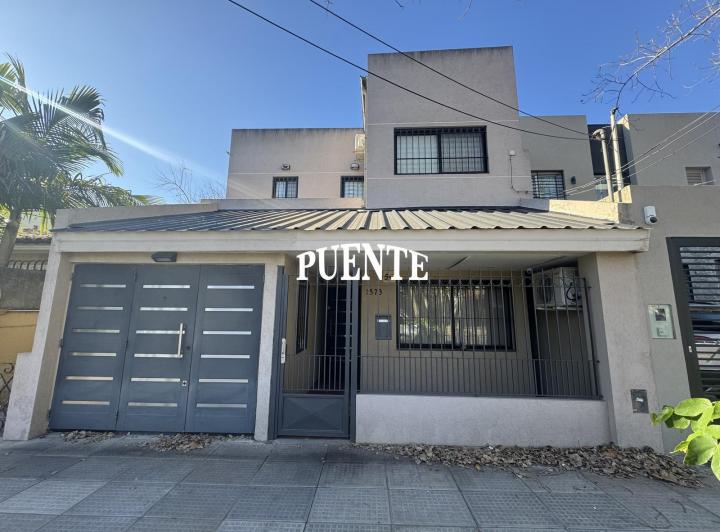 Casa · 102m² · 5 Ambientes · 1 Cochera